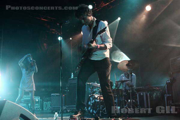 BLONDE REDHEAD - 2007-06-06 - PARIS - Elysee Montmartre - Kazu Makino - Simone Pace - Amedeo Pace